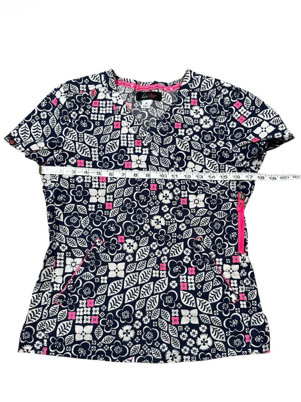 Koi Lite Navy Blue Floral Scrub Top Women’s Size Small - Picture 7 of 7